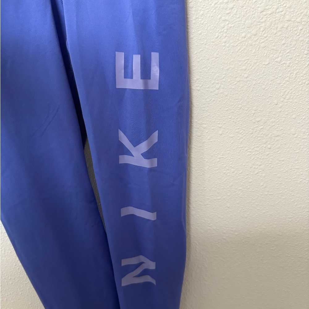 Nike Purple Leggings Athletic Comfort